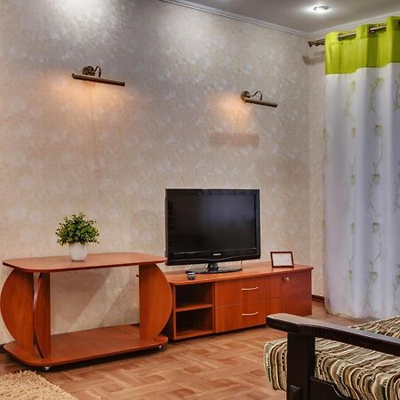 Apartment - Sobornyi Prospect 93 Zaporizhia Exteriör bild