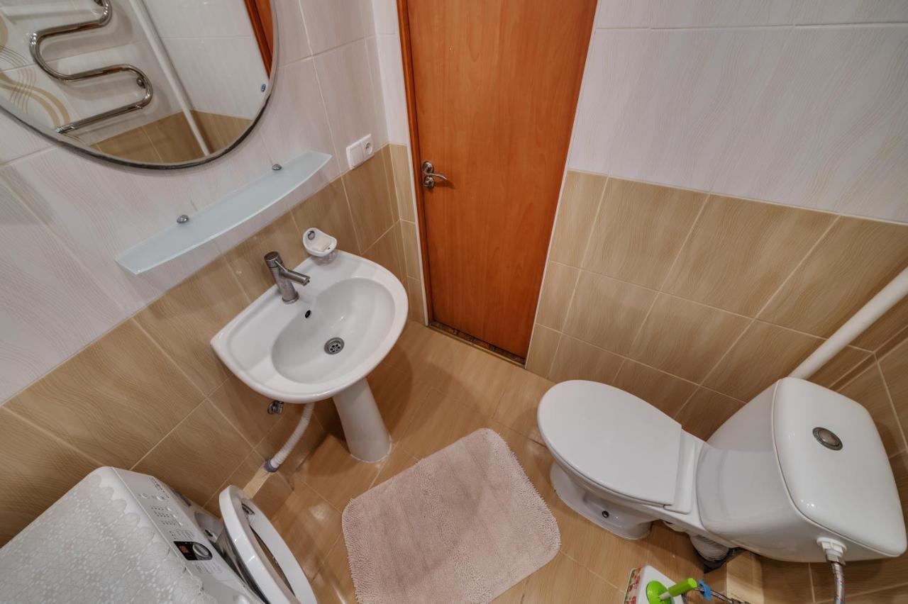Apartment - Sobornyi Prospect 93 Zaporizhia Exteriör bild