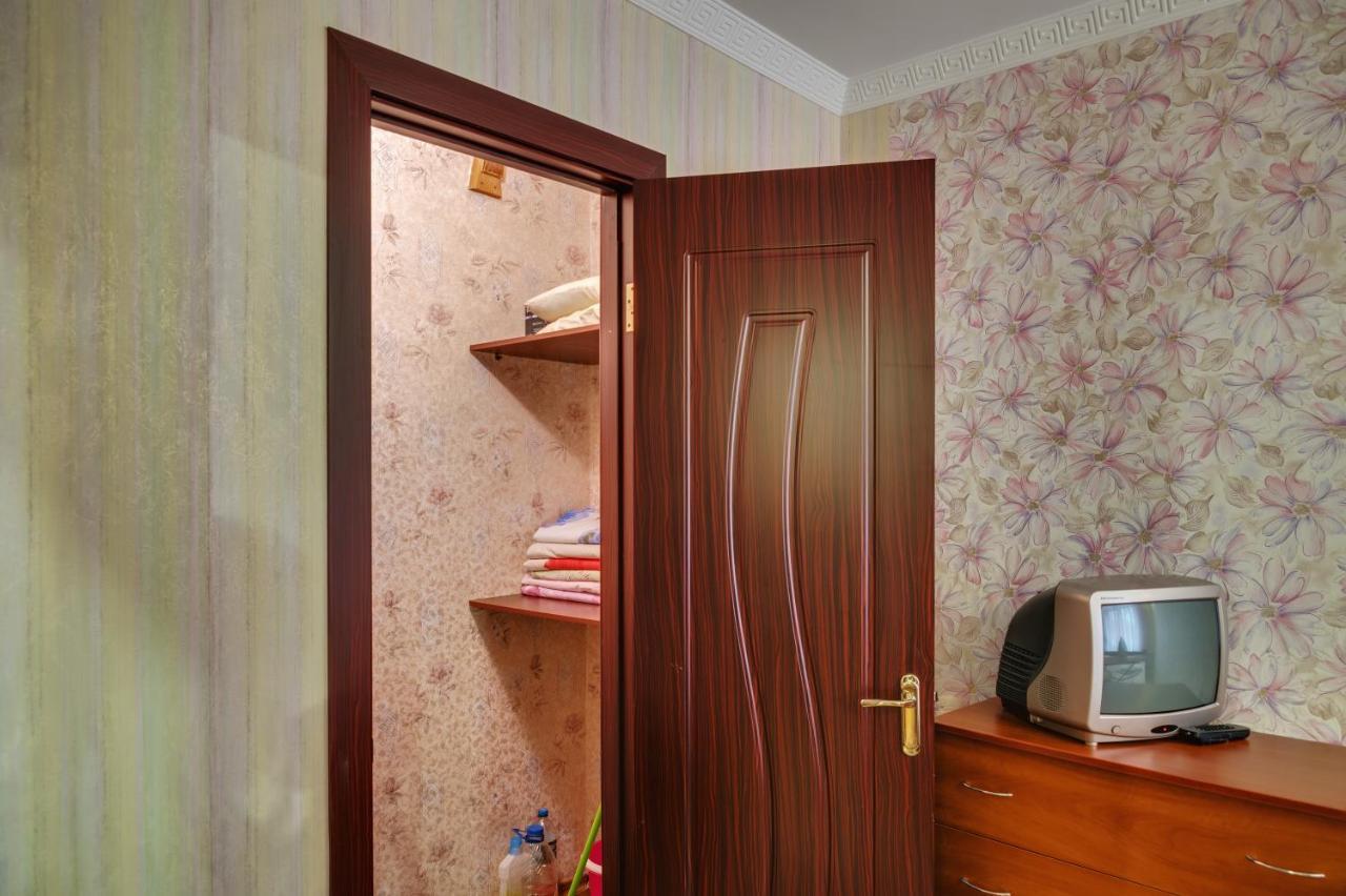Apartment - Sobornyi Prospect 93 Zaporizhia Exteriör bild