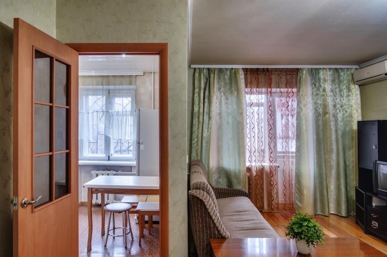 Apartment - Sobornyi Prospect 93 Zaporizhia Exteriör bild